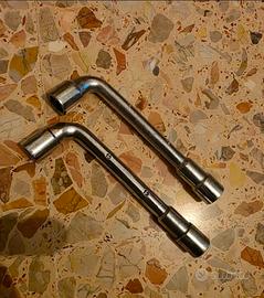 2 chiavi a L 13 mm