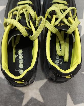 scarpe da calcetto diadora bimbo misura 33,5