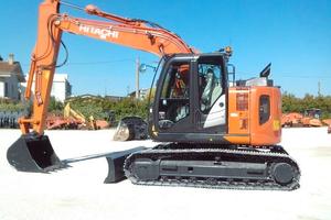 Hitachi ZX135US-6