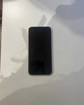 Telefono IPhone SE