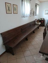 Tavolo,panca e sedie