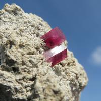 Minerali *** RARISSIMO BERILLO ROSSO BIXBITE UTAH