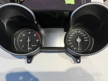 Quadro strumenti Alfa Romeo Giulia 3,5”