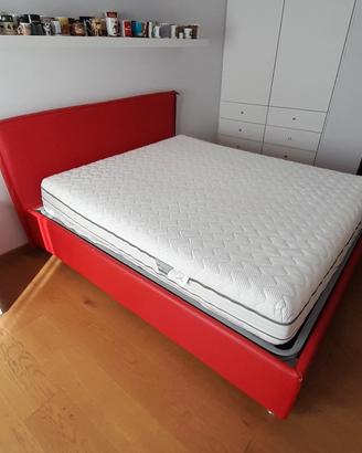 letto matrimoniale con materasso Memory di altezzq