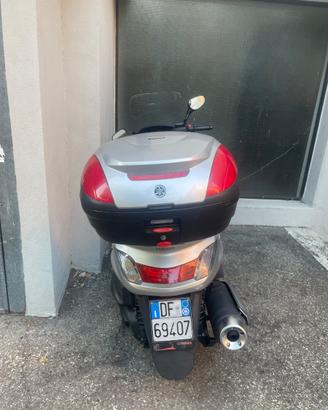 Moto Yamaha majestic