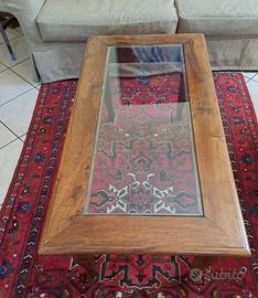 Tavolino da salotto in legno e vetro