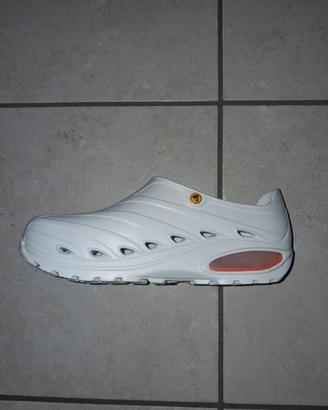 Zoccoli sanitari  tg.40 Nuovi