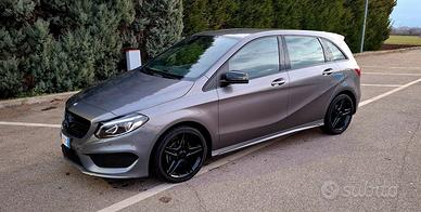 Mercedes-Benz Classe B180 Automatic Premium AMG