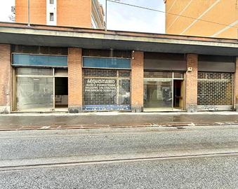 NEGOZIO A TORINO