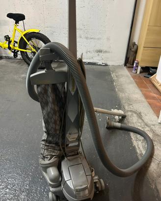 Aspirapolvere KIRBY completo