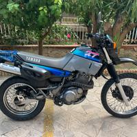 Yamaha xt 600 con 16000km come nuova