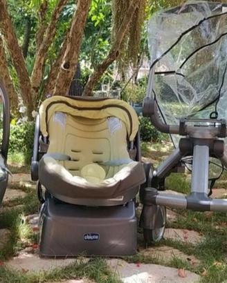Carrozzina e ovetto Chicco I-Move