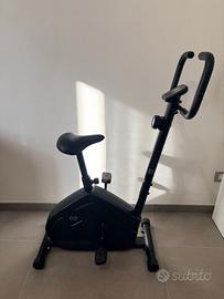 Cyclette Domyos Essential 03