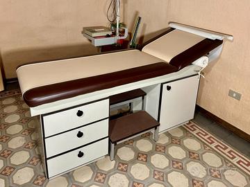 Lettino in pelle studio medico fisioterapia Prato