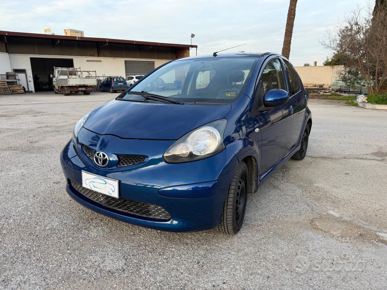 TOYOTA Aygo 1ª serie