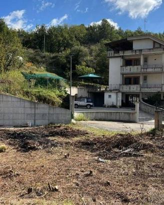 Terreno di 1172 m² a Venarotta
