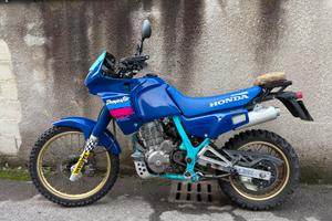 Honda dominator nx650