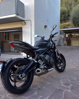 Triumph trident 660 2021 ( 15500 km)