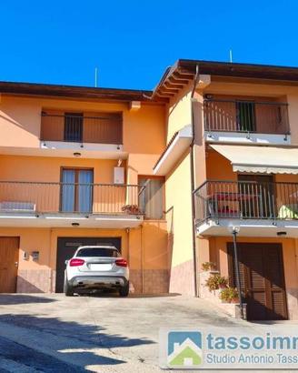 Villetta a schiera di 160 m² con 4 locali e posto 