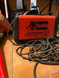 Saldatrice telwin technology 228ce/ge