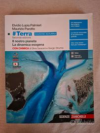 Libro di scienze per scuole superiori