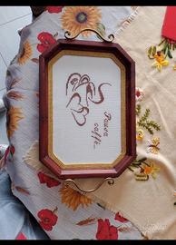 Vassoio ricamato a mano punto croce “Pausa caffè” 