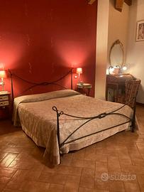 Letto matrimoniale ferro battuto nodo d'amore