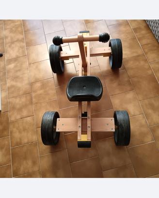 Foppapedretti Macchinina Brontolo per bambini 