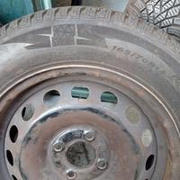 gomme da neve con cerchio 165/70R14  modello punto