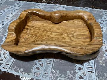 Portafrutta/vassoio in autentico legno d’ulivo