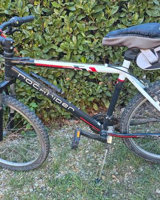 Rockrider Mountain Bike nera