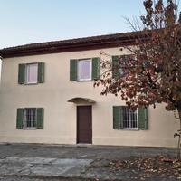 Casale indipendente con terreno