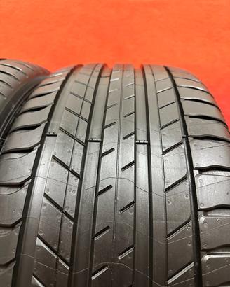 255 55 18 Gomme Estive 99% 2018 Michelin 255 55R18