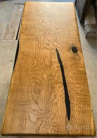 Tavolo da’ pranzo,scrivania etc.