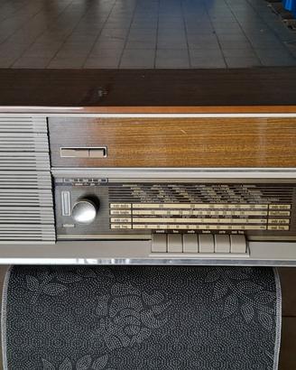 radio d'epoca anno 60 marca Marelli