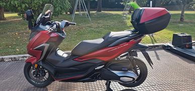 Honda Forza 350 De lux