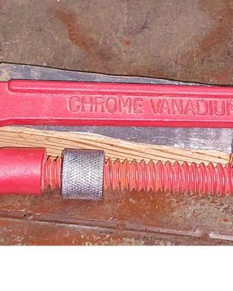 CHIAVE GIRATUBO CHIAVE A BECCO CHROME VANADIUM 2”
