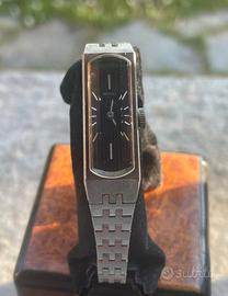 Orologio in acciaio raro