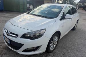 OPEL Astra 1.7 CDTI 110CV Sports Tourer Cosmo B