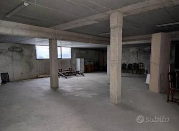 Immobile in asta di 166 m² con 1 locale a Valdiden