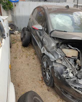 FORD FIESTA ST LINE 2017 PEZZI DI RICAMBIO