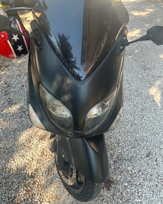 Yamaha Tmax 500