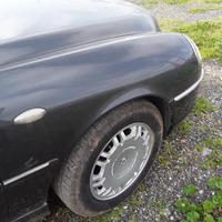 PARAFANGO ANTERIORE DESTRO LANCIA Thesis 1Â° Serie