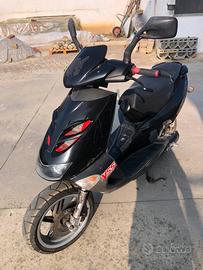 Scooter Aprilia sr 50