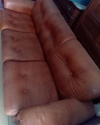 DIVANO LETTO IN PELLE