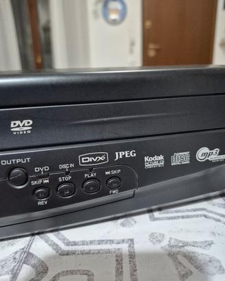 Videoregistratore Funai combinato VHS/DVD