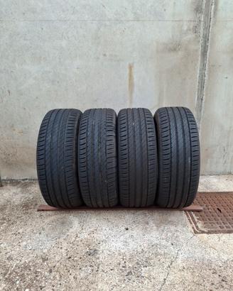  4 gomme auto  Kleber 205 /55/R 16