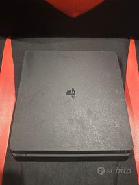 PS4 Slim + Controller + 8 Giochi Originali PS4