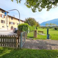 GRANDE 3 CAMERE CON CANTINA in casa bifamiliare