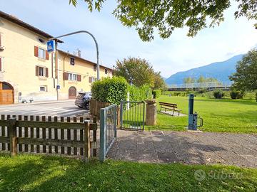 GRANDE 3 CAMERE CON CANTINA in casa bifamiliare